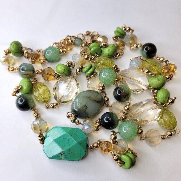 Green Glass Bead Long Necklace - Picture 3 of 11
